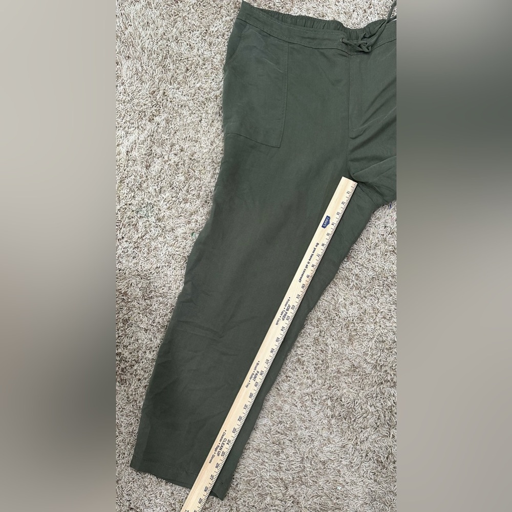 NWT Chico’s Pull-On Ankle Drawstring Pants Olive Green Size 20 (Chico’s size 4) - Picture 8 of 9